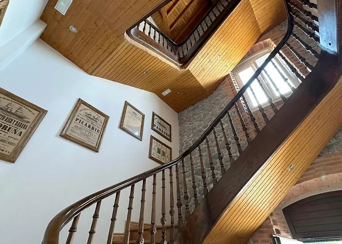 In Santullan Apartament